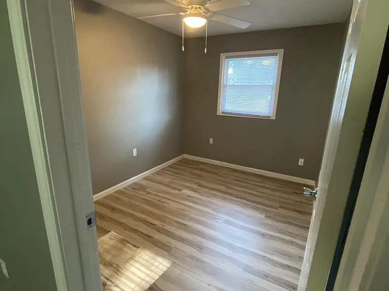 333 S Steffler St #4 — Photo 5