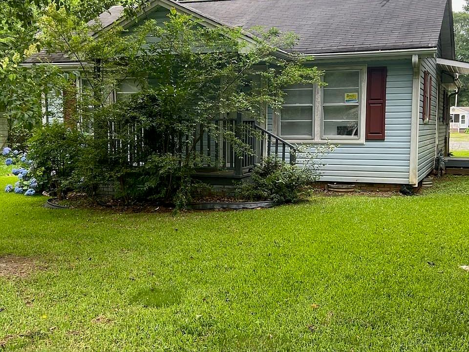 1st image of 170 S Blackstock Rd
