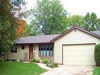 1st image of 1107 Skylark Ln