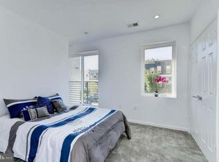 329 Rhode Island Ave NE, Washington, DC 20002