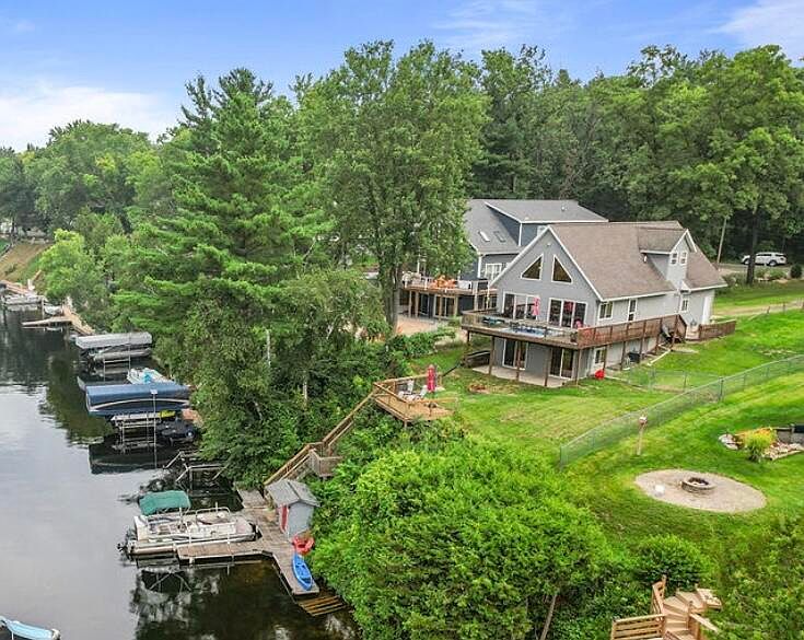 5909 S Croton Hardy Dr, Newaygo, MI 49337 Zillow