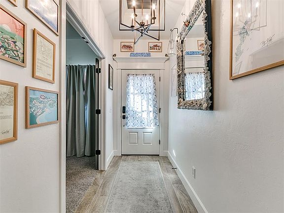 4th image of 2801 Cedar Creek Dr