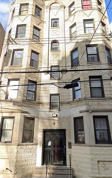 1st image of 11 Lawrence St APT 1R