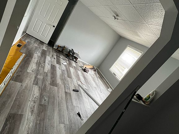 3rd image of 1173 Ridge Rd APT 1