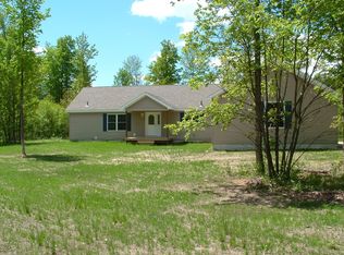 2550 Mohawk Trce, Interlochen, MI 49643