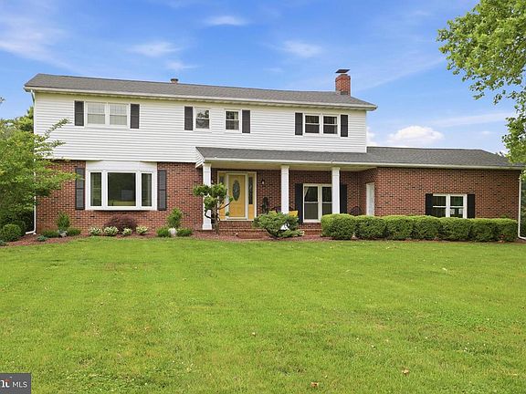 2nd image of 1853 Vandyke Greenspring Rd