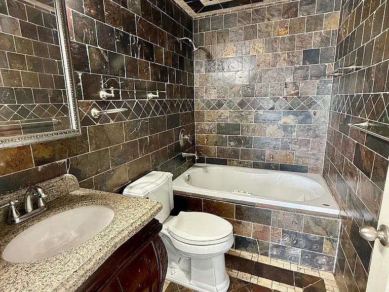 37510 Jefferson Ave #303 — Photo 10
