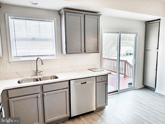 2nd image of 106 Linda Ln