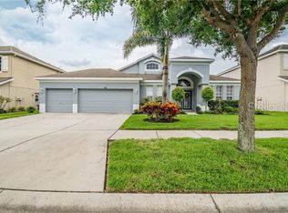 2518 Yukon Cliff Dr, Ruskin, FL 33570