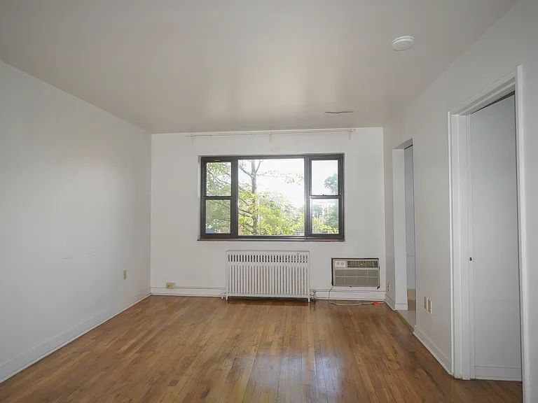 Highmont — Photo 143