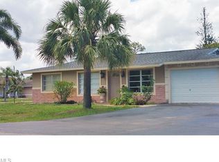 4875 Catalina Dr, Naples, FL 34112