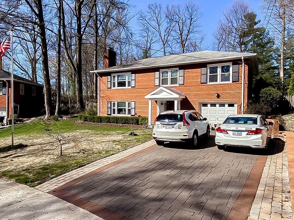 1st image of 3156 Ravenwood Dr