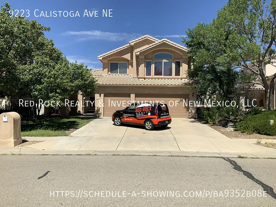 9223 Calistoga Ave NE