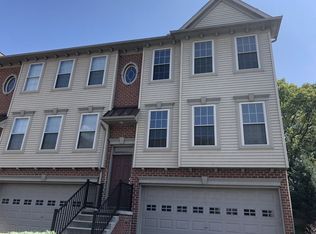 6324 Creekbend Dr, Mechanicsburg, PA 17050