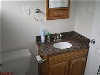 5th image of 1300 Arrowhead Dr
