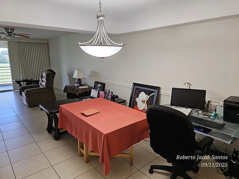 23305 Barwood Ln #207 — Photo 4