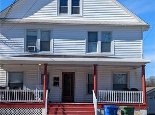 225 Highland Ave, Middletown, NY 10940