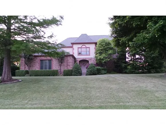 20 S Country Club Rd photo 1