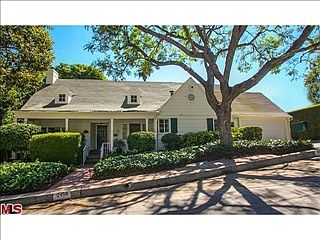 1st image of 2459 Canyon Oak Dr