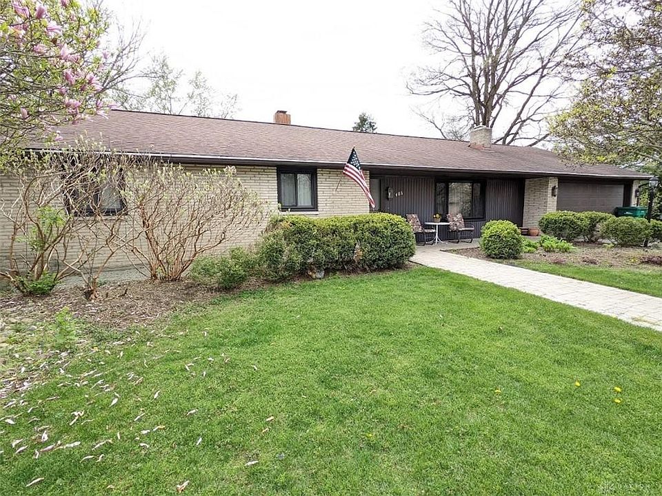 1st image of 486 Saddlewood Ave
