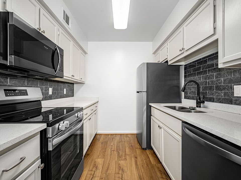 1st image of 2122 Acklen Ave APT 5