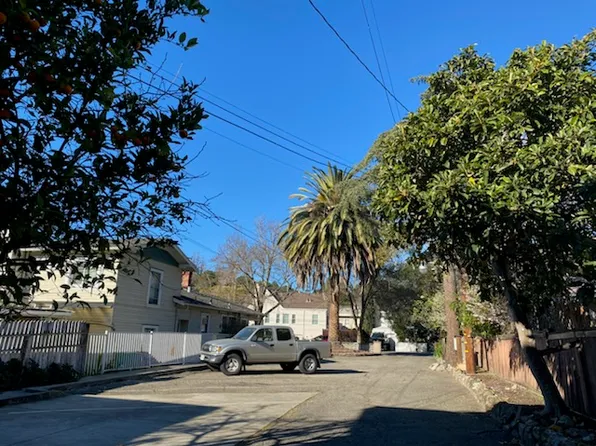 3812 Whittle Ave APT 3, Oakland, CA 94602