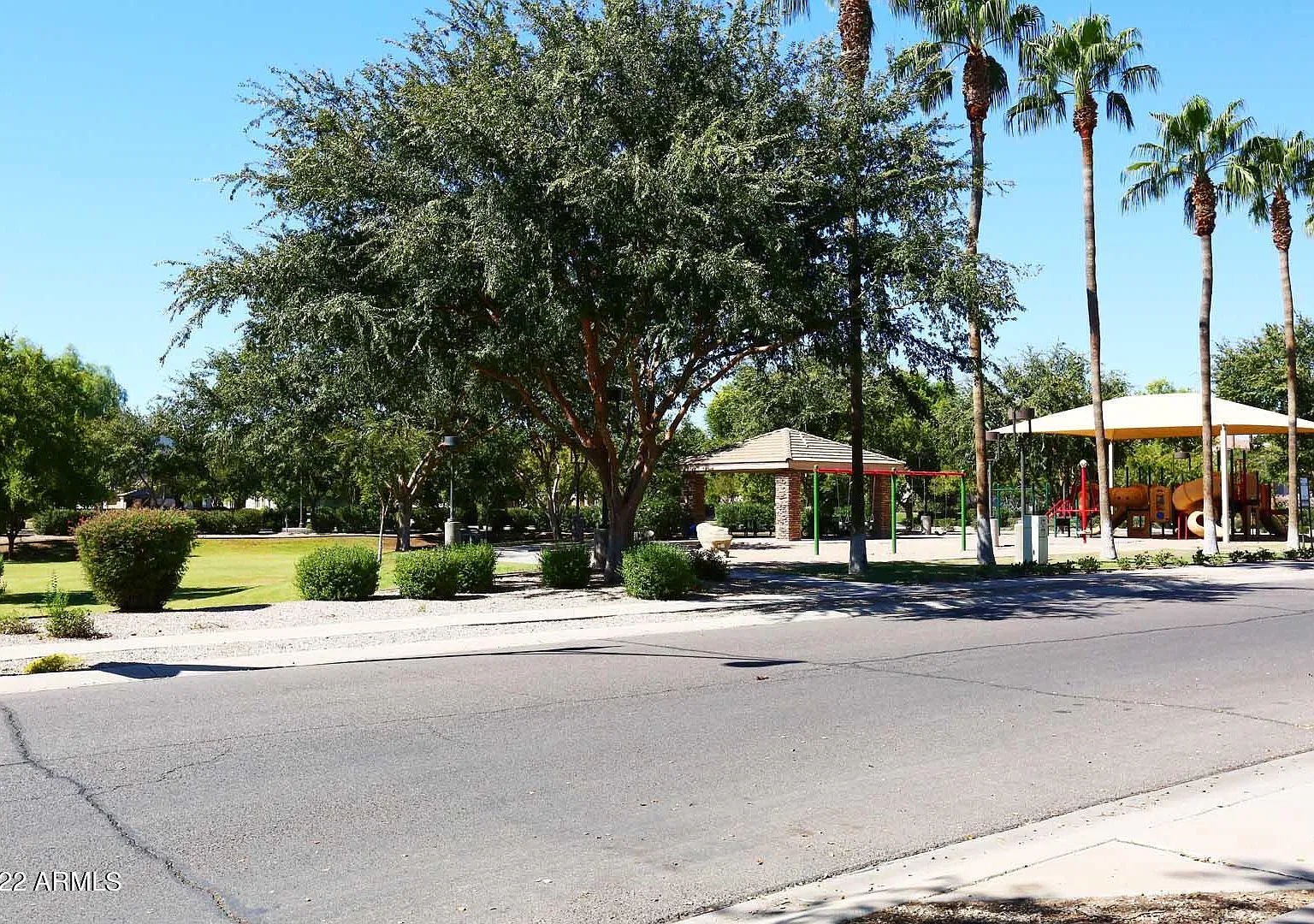 3 bed, 2.5 bath, 1533 sqft, $2,095 — Photo 4