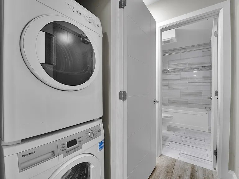 59 Russell Ave #4 — Photo 10
