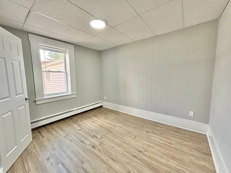 2303 Main St #F — Photo 8
