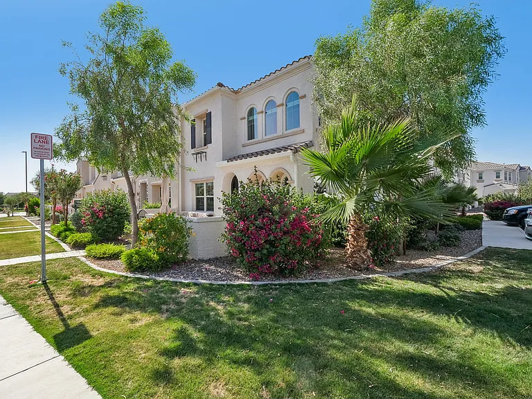 4077 S Sabrina Dr #122 — Photo 3