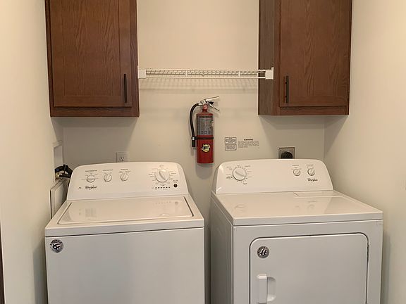 3rd image of 73 Ashley Cir #105