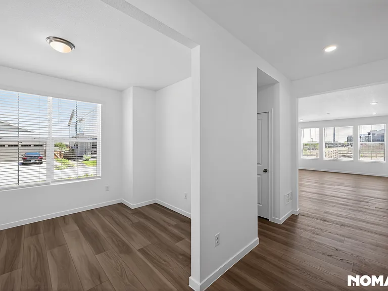 4858 Astor Pl — Photo 46