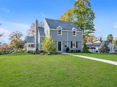 9 Lynn Road, Port Washington, NY, 11050