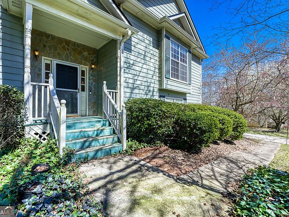 4th image of 4808 Woodlands Pkwy