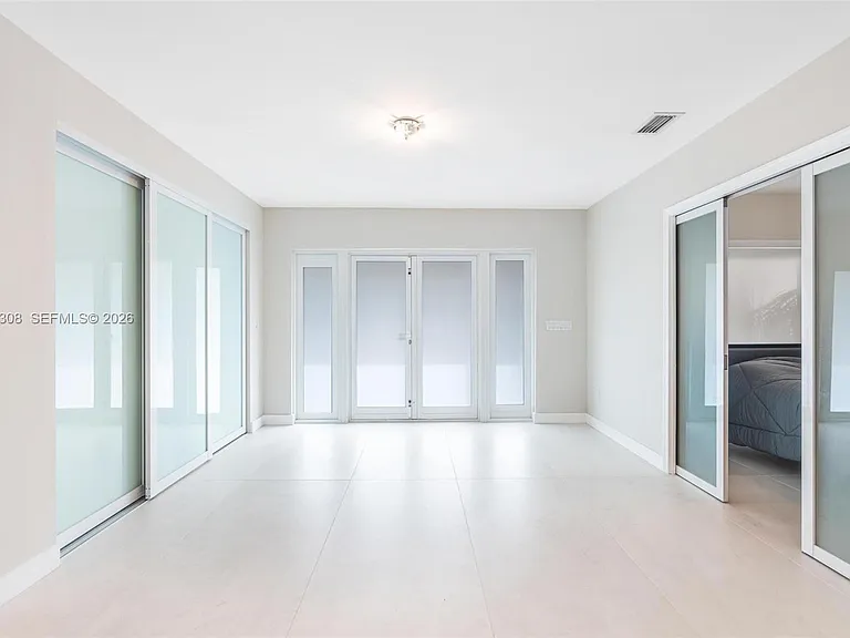 1055 Stillwater Dr — Photo 30