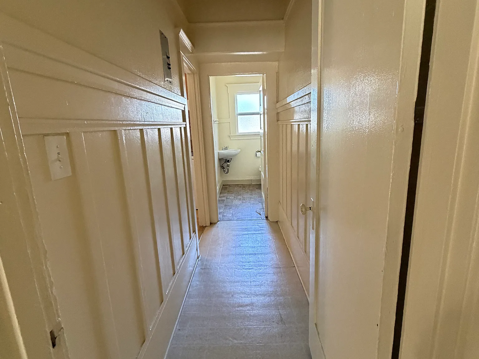 Studio, 663 sqft, $1,850 — Photo 2