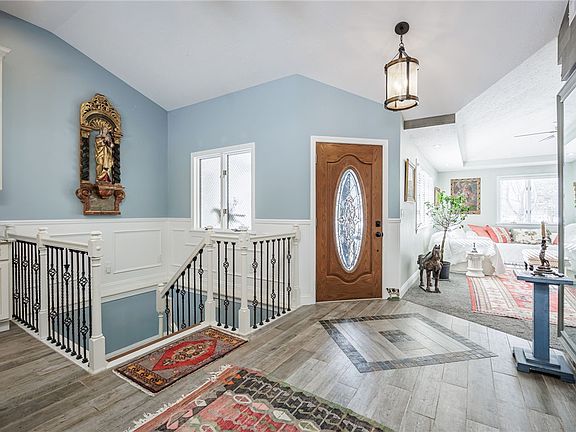 5th image of 50 Deepwood Dr