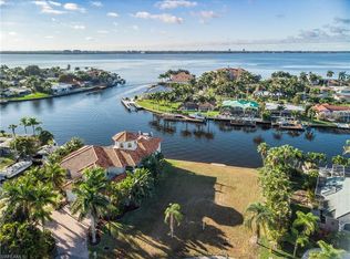 5380 Colony Ct, Cape Coral, FL 33904