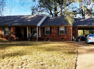 2951 Bannockburn Rd, Memphis, TN 38128