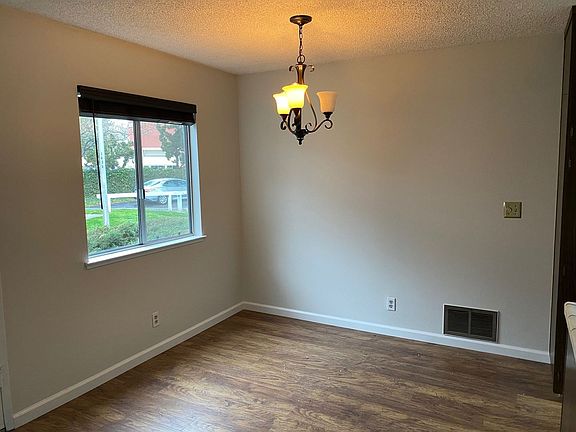 4th image of 297 Watson Dr APT 3
