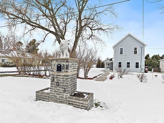 3rd image of 303 Depot St