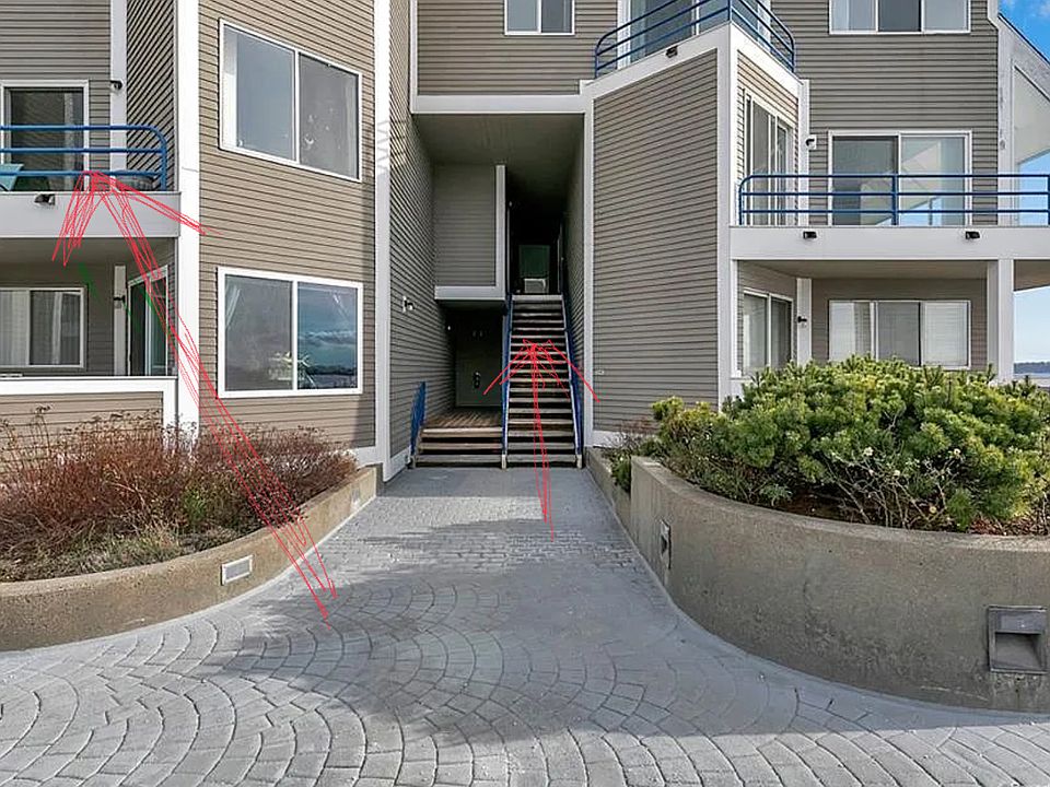 Courtyard_stairs leading to unit/balcony