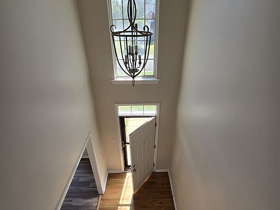 4th image of 1300 Woodside Mews