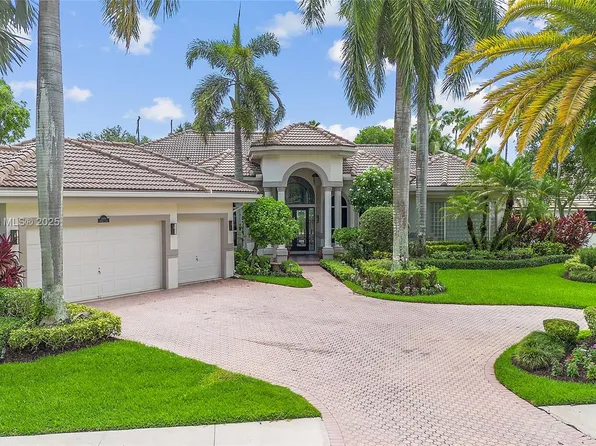 2684 Riviera Ct, Weston, FL 33332