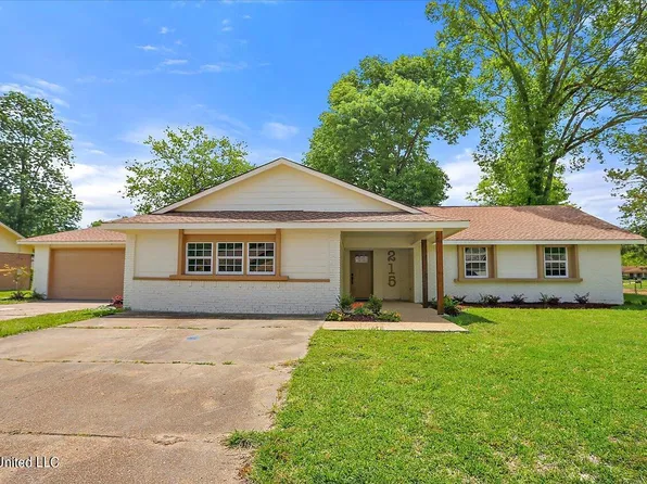 215 Fairfield Dr, Jackson, MS 39206