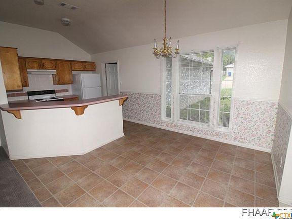 4th image of 512 Clara Dr