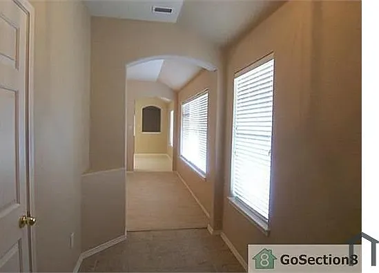 3700 Verde Dr — Photo 2