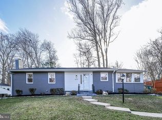 8527 Kentford Dr, Springfield, VA 22152