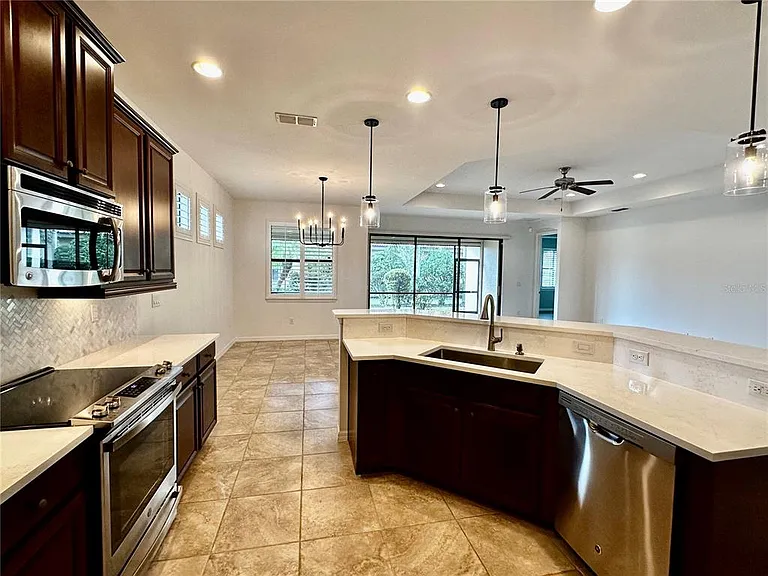 1321 Cielo Ct — Photo 9