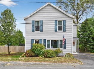 3 Cascade St, Cohoes, NY 12047